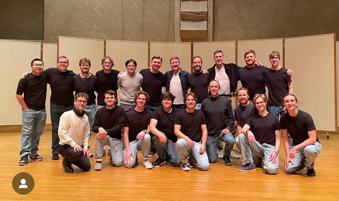 Luther's Undeclared a cappella poses with the King's Singers on November 12. Photo courtesy of Undeclared.